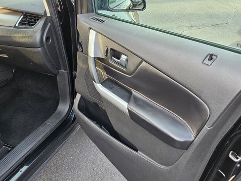 Used 2013 Ford Edge SEL image 23