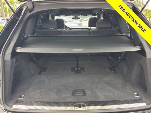 Used 2023 Audi Q7 2.0T Premium Plus w/ Premium Plus Package AWD/4WD image 8