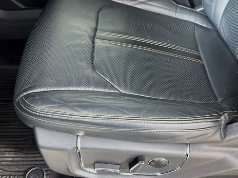 Used 2023 Ford Expedition Max Platinum image 19