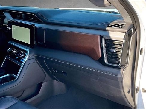 Used 2023 GMC Sierra 1500 Denali image 15