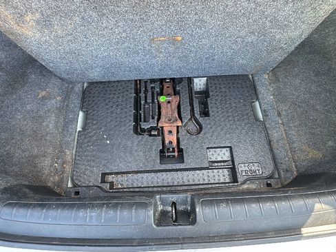 Used 2018 Honda Accord Touring image 18