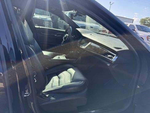 Used 2018 Cadillac CT6 Luxury AWD/4WD image 11