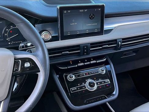 Used 2022 Lincoln Corsair FWD image 8