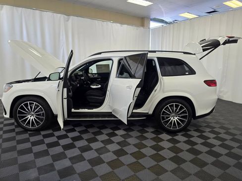 New 2025 Mercedes-Benz GLS 580 4MATIC image 12