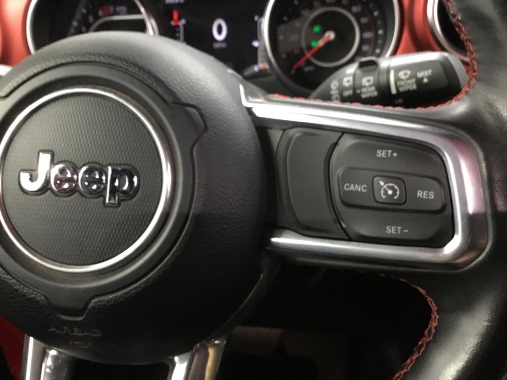 Used 2021 Jeep Wrangler Unlimited Rubicon w/ Cold Weather Group AWD/4WD image 31