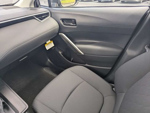 New 2026 Toyota Corolla Cross LE FWD image 18