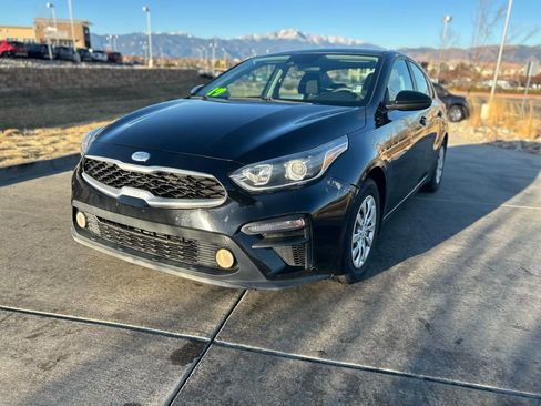 Used 2019 Kia Forte Sedan image 3