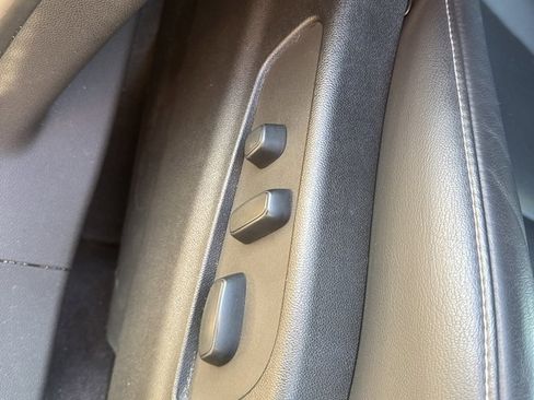 Used 2022 Cadillac XT4 Premium Luxury w/ Enhanced Visibility Package image 51