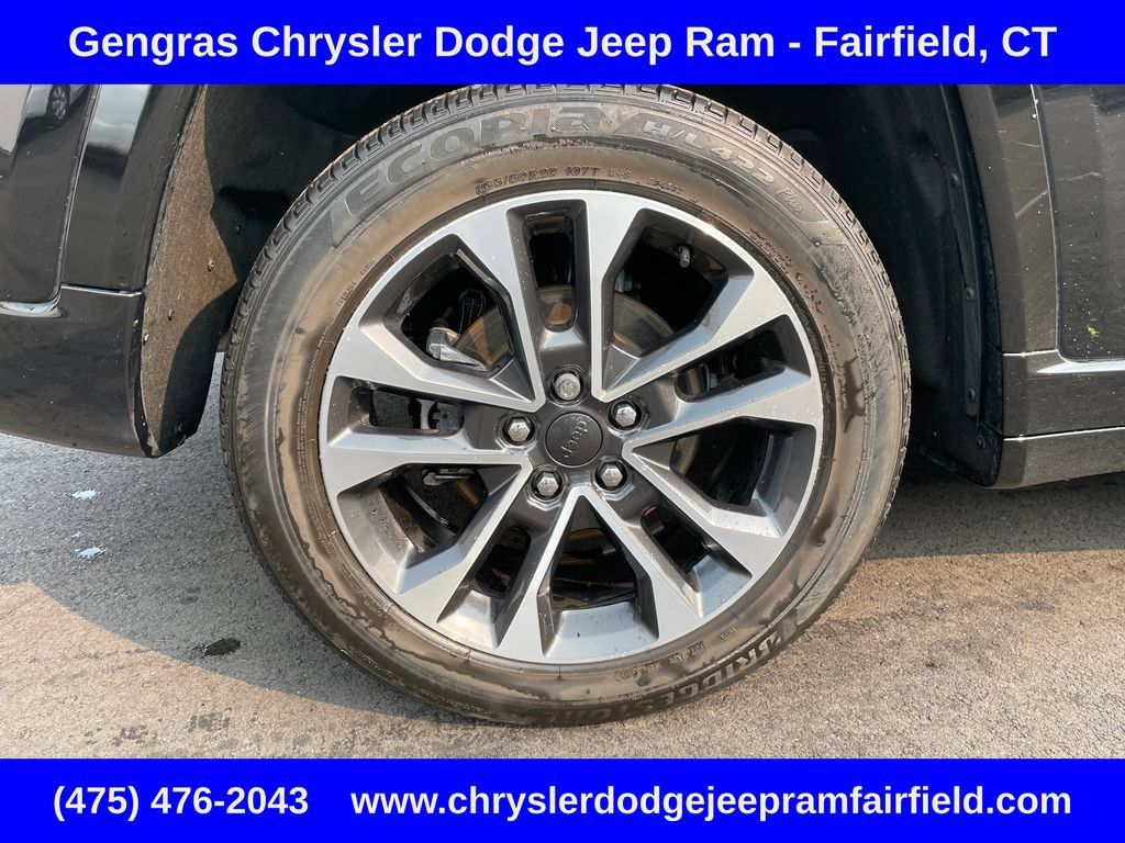 Certified 2023 Jeep Grand Cherokee Overland AWD/4WD image 10