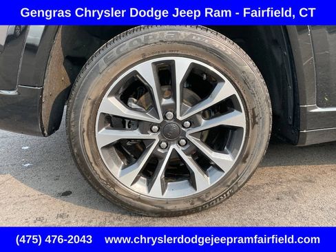 Certified 2023 Jeep Grand Cherokee Overland AWD/4WD image 10