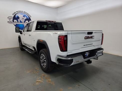 New 2026 GMC Sierra 2500 SLT w/ SLT Premium Package image 4
