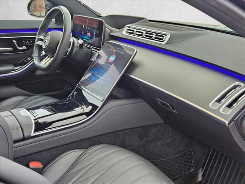 Used 2025 Mercedes-Benz S 63 AMG S image 24