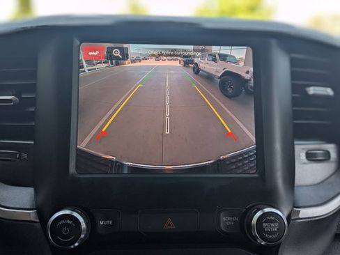 Used 2024 RAM 2500 Big Horn w/ Bed Utility Group image 12