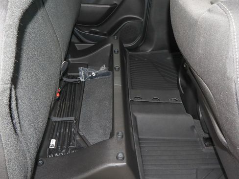 Used 2022 GMC Canyon Elevation w/ Trailering Package image 9