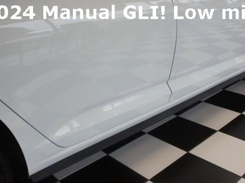 Used 2024 Volkswagen Jetta GLI 40th Anniversary Edition image 71