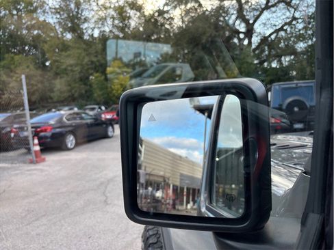 Used 2020 Jeep Wrangler Unlimited Rubicon image 20