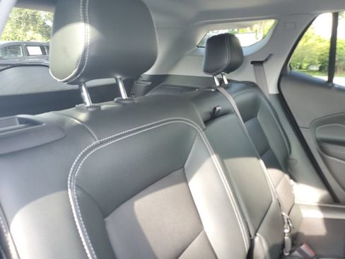 Certified 2023 GMC Terrain SLT w/ Infotainment Package II AWD/4WD image 25