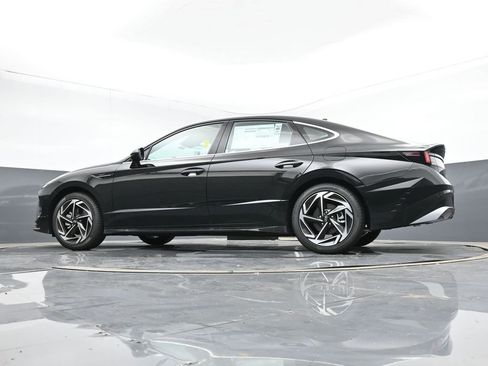 Used 2024 Hyundai Sonata SEL w/ Convenience Package image 11