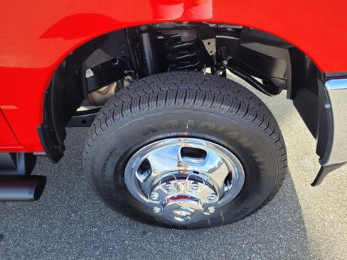 New 2026 RAM 3500 Tradesman image 8