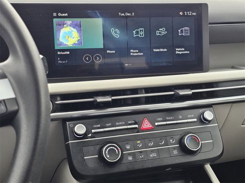 Certified 2025 Hyundai Tucson SE image 9