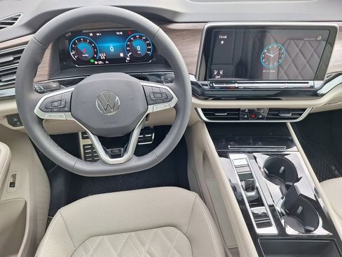 New 2026 Volkswagen Atlas SEL Premium R-Line image 21