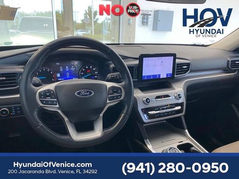 Used 2023 Ford Explorer XLT w/ Equipment Group 202A RWD image 12