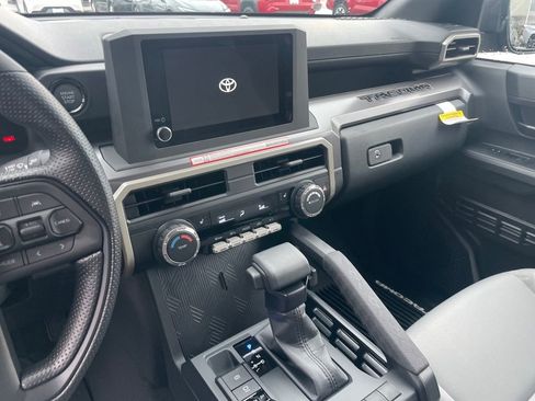 New 2026 Toyota Tacoma SR5 image 18