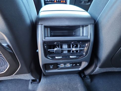 Used 2024 Jeep Grand Cherokee Trailhawk w/ Advanced Protech Group II image 32