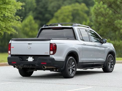 Used 2021 Honda Ridgeline Sport image 11