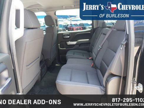 Used 2017 Chevrolet Silverado 1500 LT w/ LT Eassist Package RWD image 6