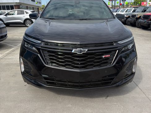 Used 2024 Chevrolet Equinox RS w/ RS Leather Package image 3