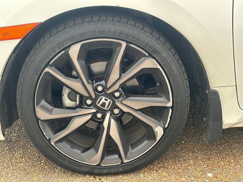 Used 2019 Honda Civic Sport image 23