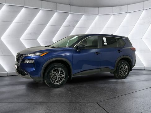 Used 2023 Nissan Rogue S FWD image 3