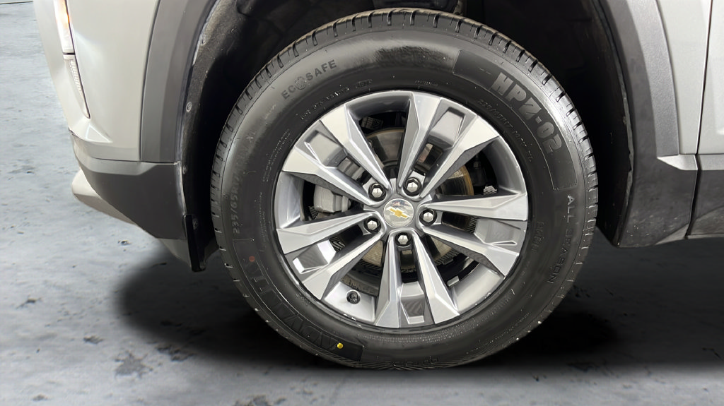 Used 2025 Chevrolet Equinox LT AWD/4WD image 38