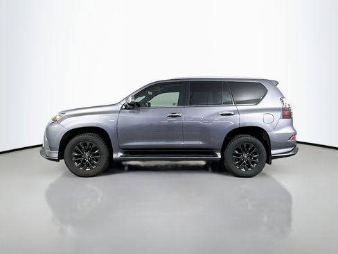 Used 2023 Lexus GX 460 Premium w/ Accessory Package AWD/4WD image 4