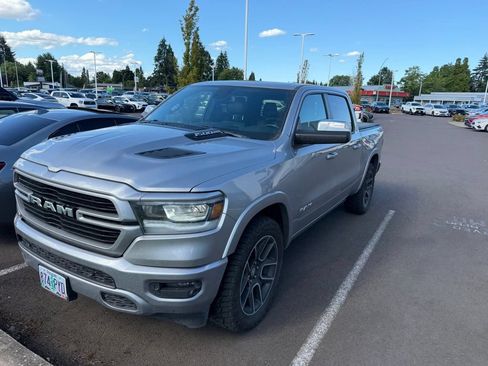 Used 2020 RAM 1500 Laramie AWD/4WD image 2