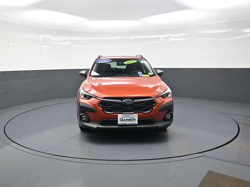 Used 2024 Subaru Crosstrek 2.0i Premium image 8