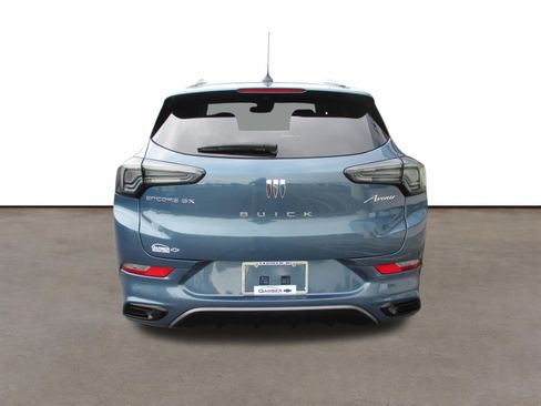 Used 2024 Buick Encore GX Avenir w/ Avenir Convenience Package FWD image 4