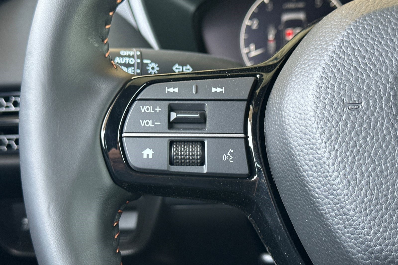 Certified 2026 Honda HR-V Sport image 16