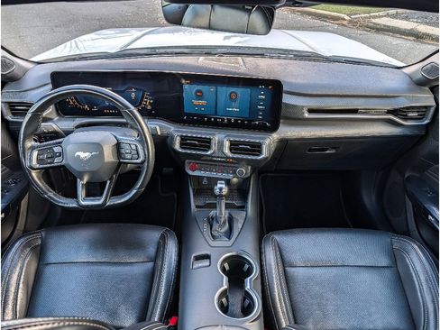 Used 2024 Ford Mustang Premium image 25