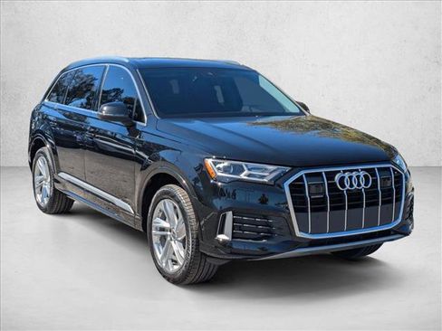 Used 2023 Audi Q7 2.0T Premium w/ Convenience Package image 3