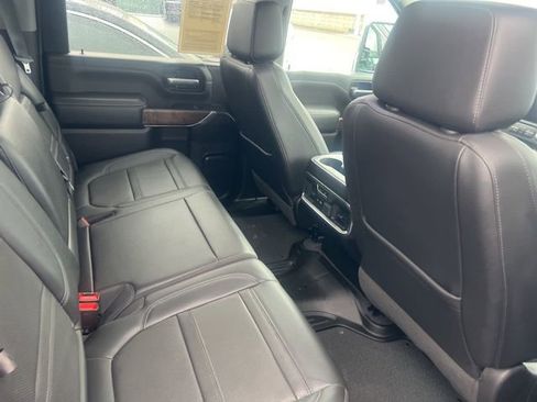 Used 2022 GMC Sierra 2500 Denali w/ Denali Black Diamond Edition image 20