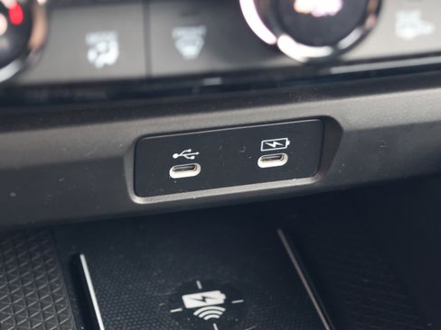 Used 2023 Honda Accord Touring image 25