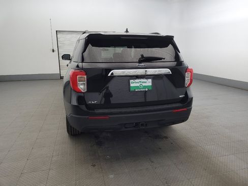 Used 2020 Ford Explorer XLT w/ Comfort Package AWD/4WD image 6