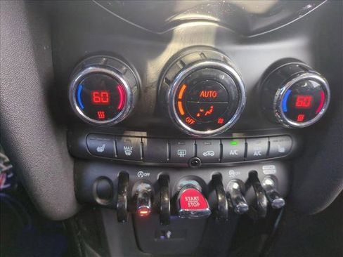 Used 2019 MINI Cooper S w/ Premium Package image 15