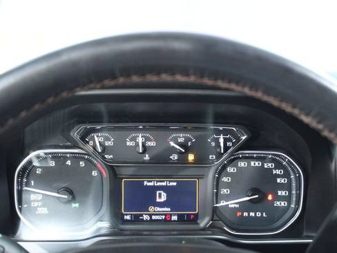 Used 2020 GMC Sierra 1500 AT4 w/ AT4 Preferred Package AWD/4WD image 18