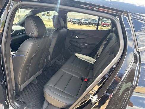 Certified 2024 Buick Envista Sport Touring w/ Convenience I Package FWD image 8