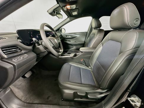 Used 2026 Buick Envista Preferred FWD image 13