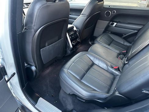Used 2019 Land Rover Range Rover Sport HSE image 21