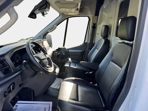 Used 2020 Ford Transit 250 Medium Roof AWD w/ Load Area Protection Package image 9